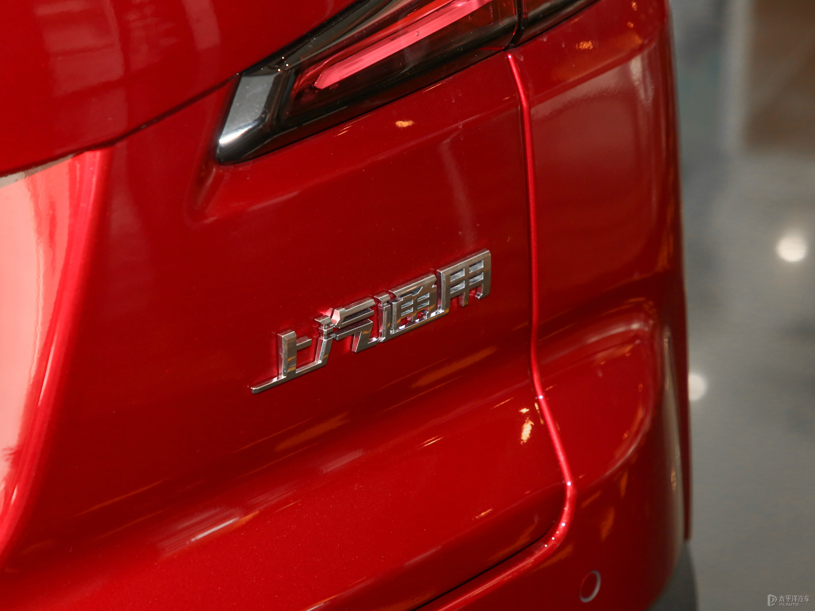 凱迪拉克XT4 2021款 28T 四驅(qū)領(lǐng)先型 外觀設(shè)計(jì)解析